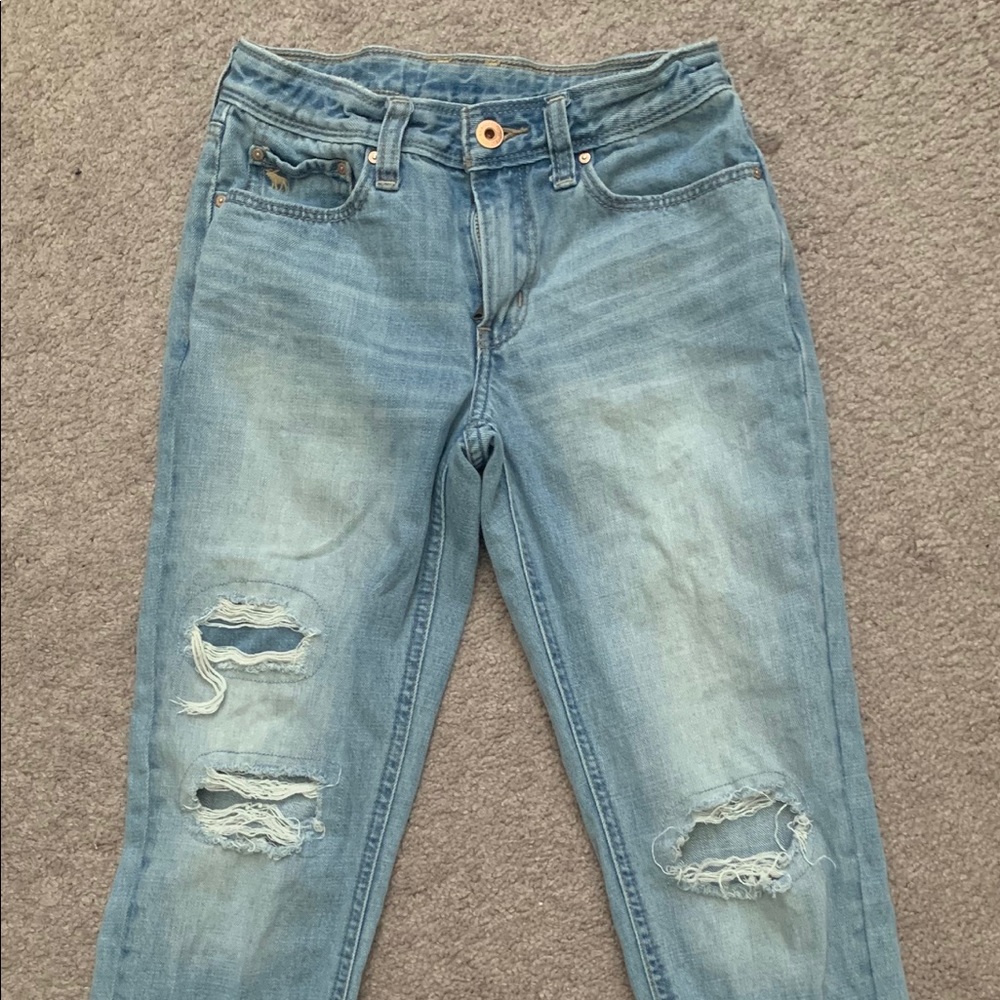 Abercrombie kids ripped girl boyfriend jeans 10/12
